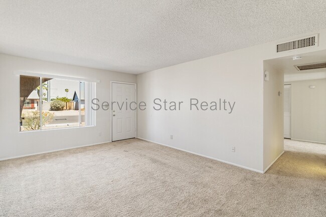 2115 W Western Dr Chandler, AZ 85224 photo 2