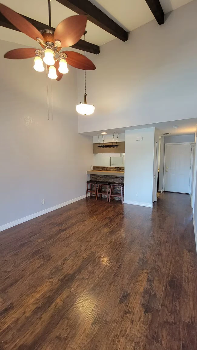 11666 N 28th Dr Phoenix, AZ 85029 photo 2