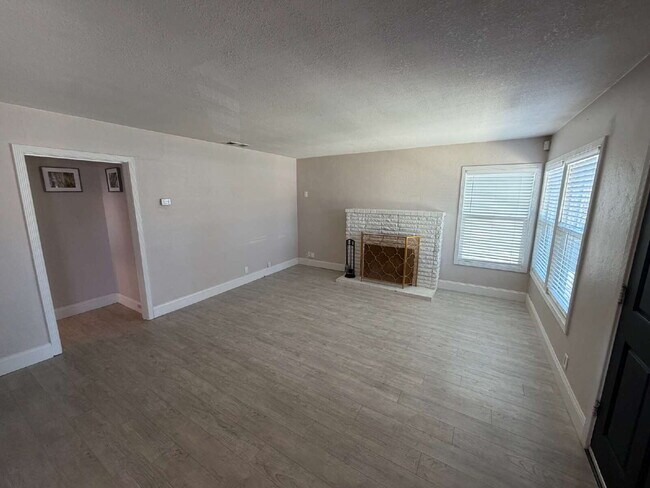 2833 Ponderosa Dr Concord, CA 94520 photo 4