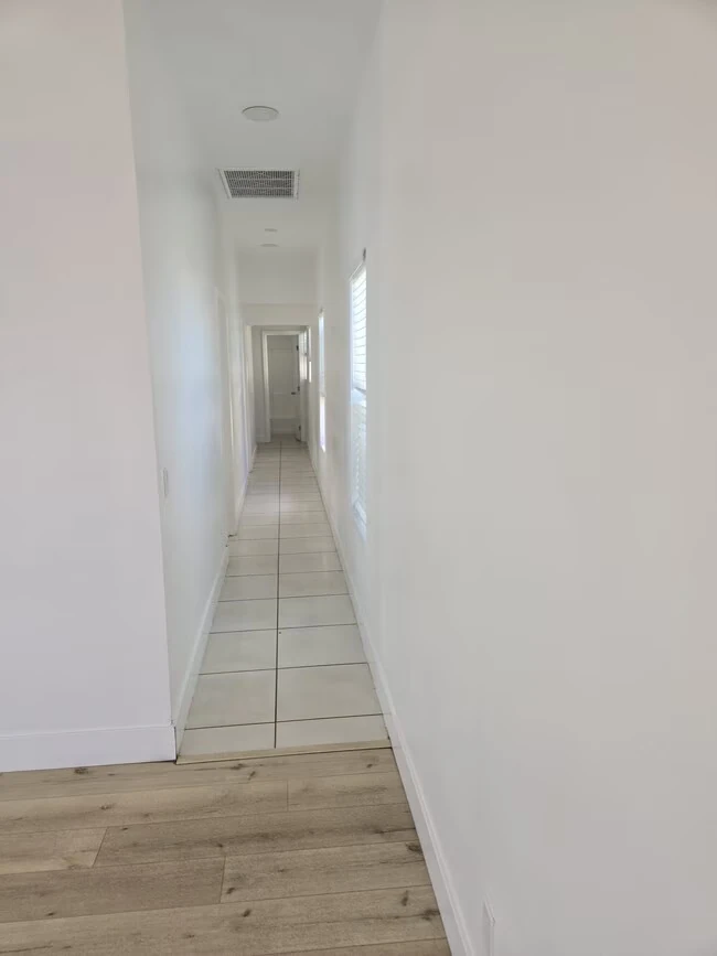 2847 Clay Ave San Diego, CA 92113 photo 4