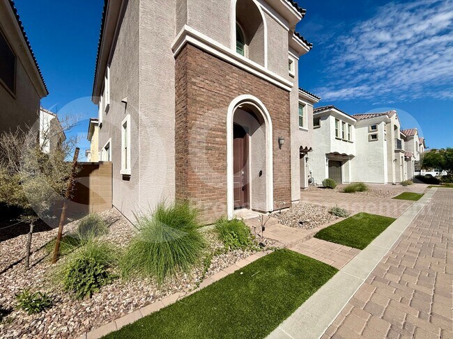 685 N Bay Dr Gilbert, AZ 85233 photo 3