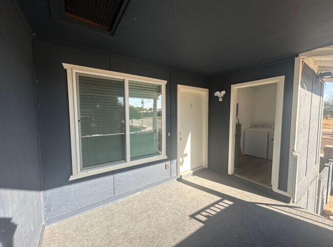 999 S Palm Ln Chandler, AZ 85225 photo 5