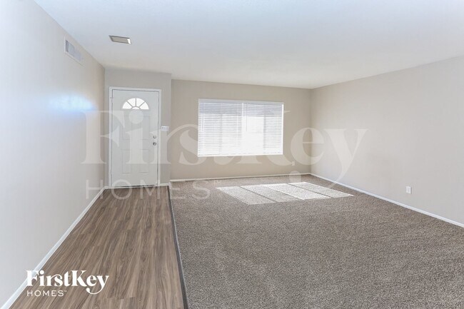 4844 W Brown St Glendale, AZ 85302 photo 2