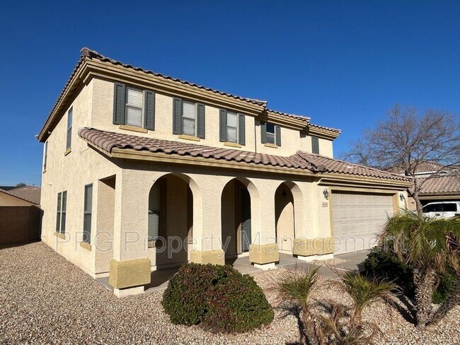 18420 W Arcadia Dr Surprise, AZ 85374 photo 2