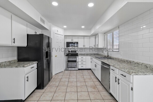 4767 W Piute Ave Glendale, AZ 85308 photo 5