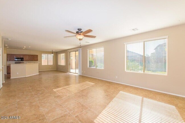 44023 W Bailey Dr Maricopa, AZ 85138 photo 5