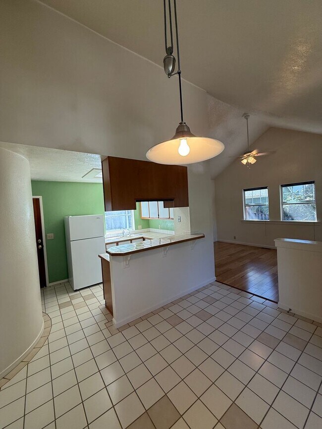 8121 1/2 El Rancho Dr Cotati, CA 94931 photo 5