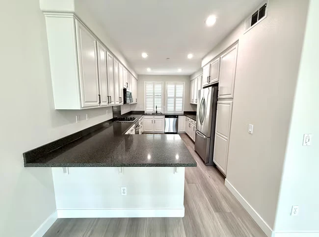 836 Gaspar Vis San Jose, CA 95126 photo 5