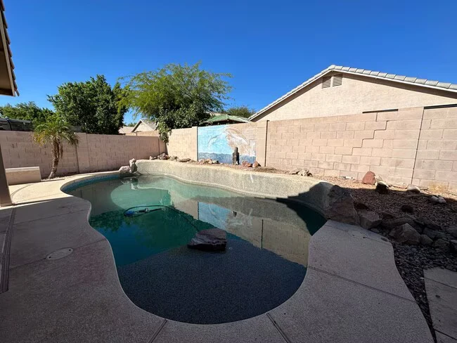 2762 E Harwell Rd Gilbert, AZ 85234 photo 3