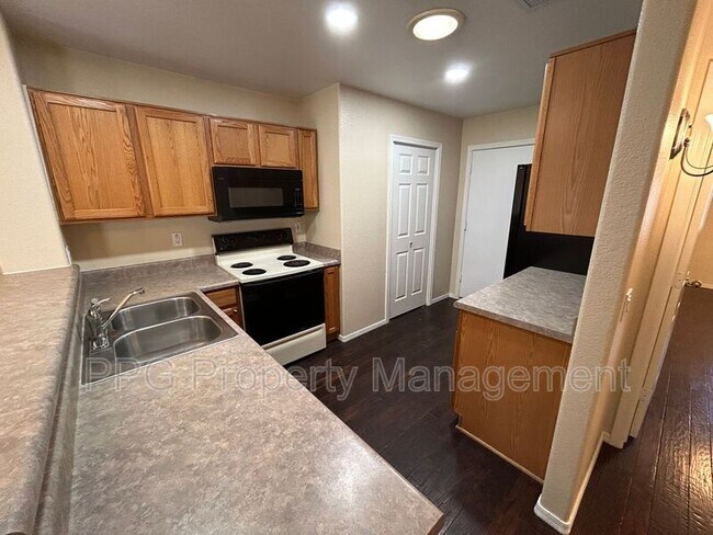 16265 N 138th Ave Surprise, AZ 85374 photo 2