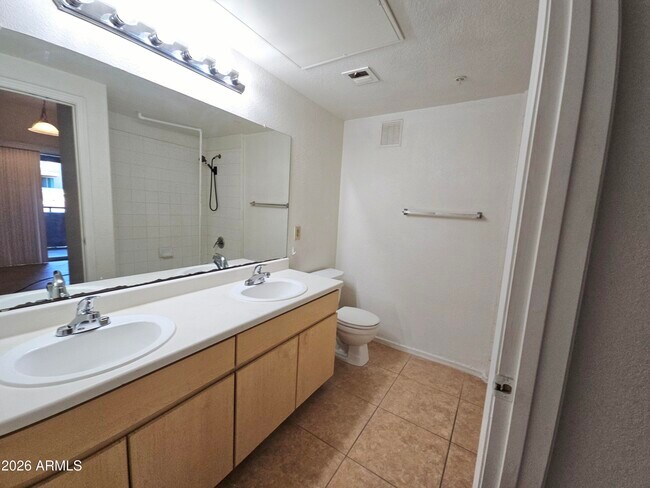 1720 E Thunderbird Rd Phoenix, AZ 85022 photo 5