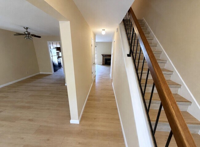 1BR/1BA Apartment on Parkside Dr · Walnut Creek photo 3