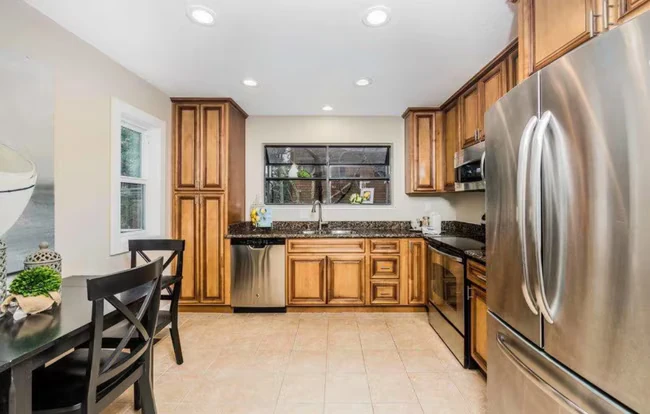 7 Harwich Walk Pleasant Hill, CA 94523 photo 3
