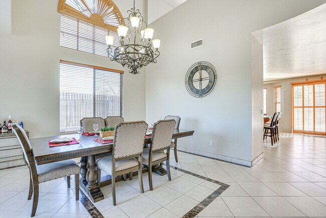 2907 W Carson Rd Phoenix, AZ 85041 photo 4