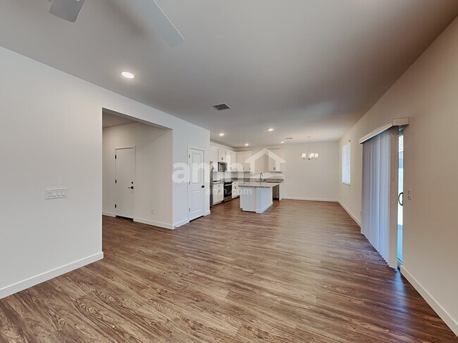 4137 S 105th Dr Tolleson, AZ 85353 photo 5