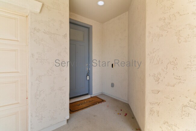 5710 N 107th Ln Phoenix, AZ 85037 photo 3