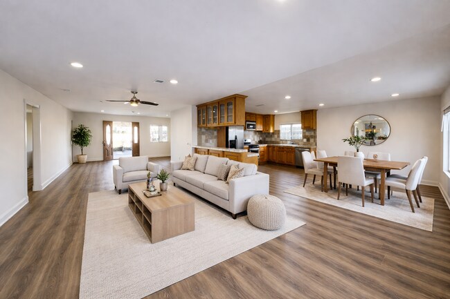 4788 63rd St San Diego, CA 92115 photo 2