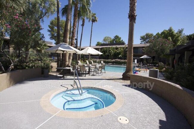 4354 N 82nd St Scottsdale, AZ 85251 photo 4