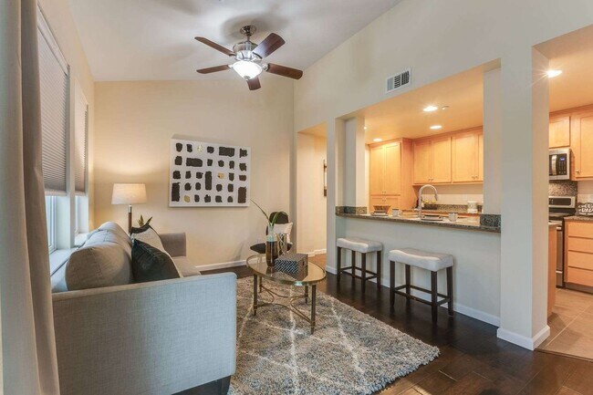 1037 Scotia Ter Sunnyvale, CA 94089 photo 3