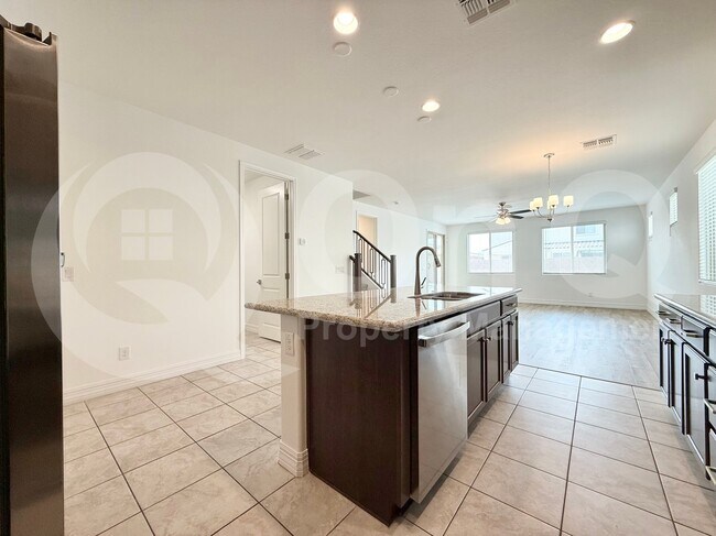 11524 S 53rd Ave Phoenix, AZ 85339 photo 4