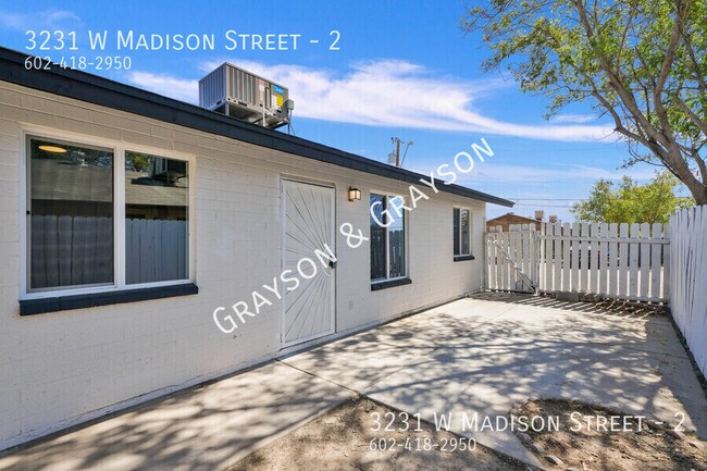 3231 W Madison St Phoenix, AZ 85009 photo 2