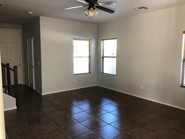 2595 S Southwind Dr Gilbert, AZ 85295 photo 4
