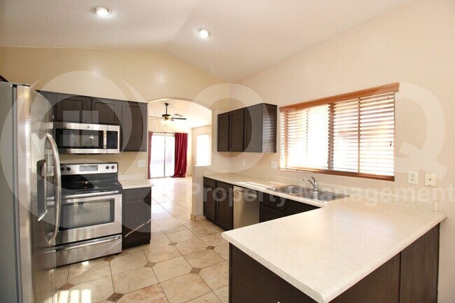 3797 S Brighton Ln Gilbert, AZ 85297 photo 5