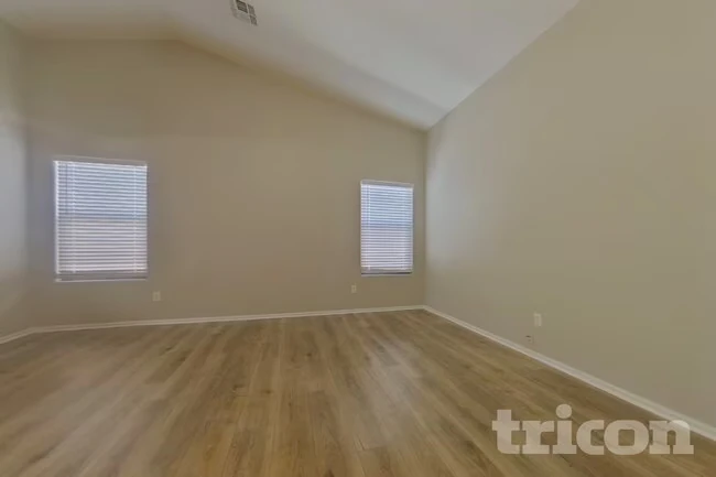 10368 W Atlantis Wy Tolleson, AZ 85353 photo 3