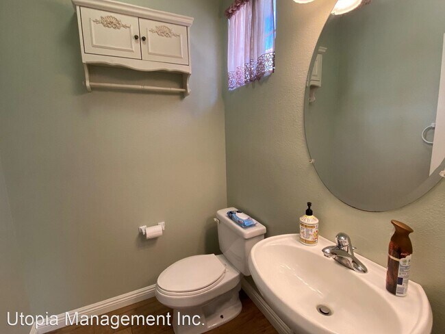 4006 Craven Rd Oceanside, CA 92057 photo 4