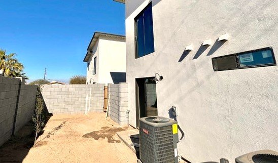 813 E Siesta Dr Phoenix, AZ 85042 photo 5