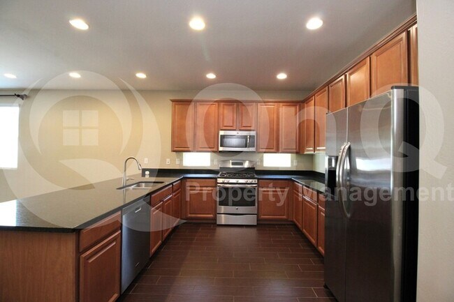 867 E Aberdeen Dr Gilbert, AZ 85298 photo 4
