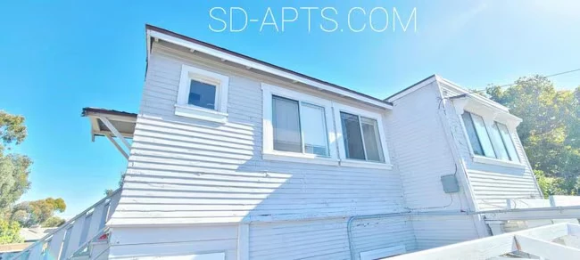 4137 Falcon St San Diego, CA 92103 photo 3