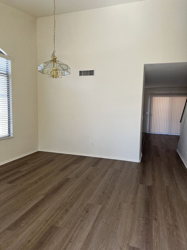 42302 Chambers Dr Maricopa, AZ 85138 photo 3