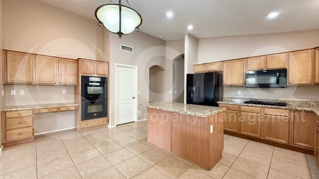 59 W Red Mesa Trail Queen Creek, AZ 85143 photo 3