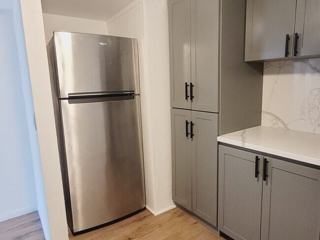 5085 Orange Ave San Diego, CA 92115 photo 5