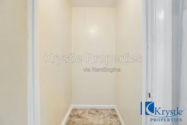235 Mayo Ave Vallejo, CA 94590 photo 4
