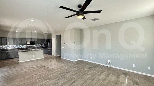 3844 E Sourwood Dr Gilbert, AZ 85298 photo 4