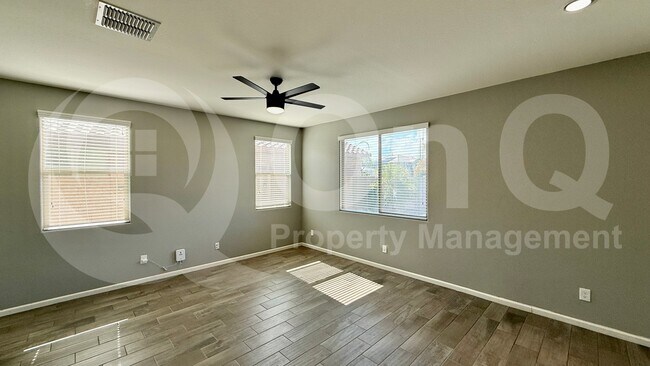 3844 E Sourwood Dr Gilbert, AZ 85298 photo 3