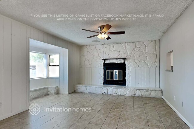 4143 N 74th Dr Phoenix, AZ 85033 photo 3