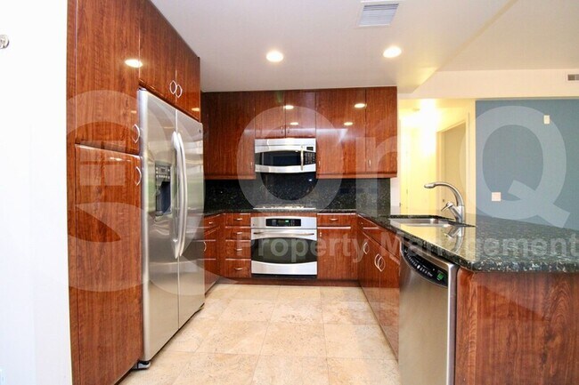 7131 E Rancho Vista Dr Scottsdale, AZ 85251 photo 3