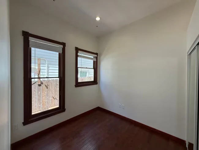 230 W Cedar St San Diego, CA 92101 photo 5