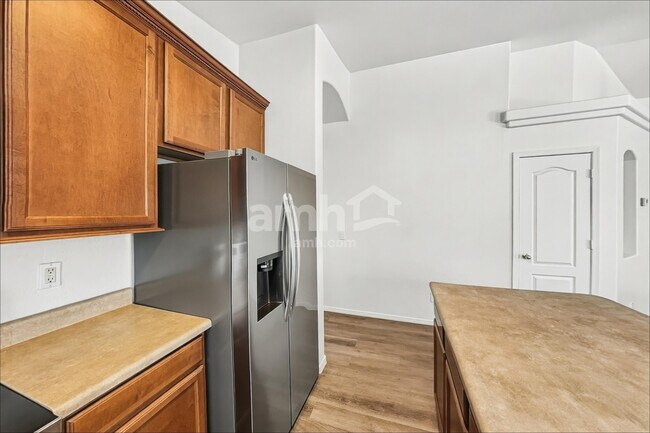 23976 W Grove St Buckeye, AZ 85326 photo 4