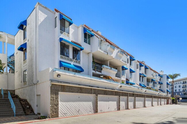 8308 Regents Rd San Diego, CA 92122 photo 2