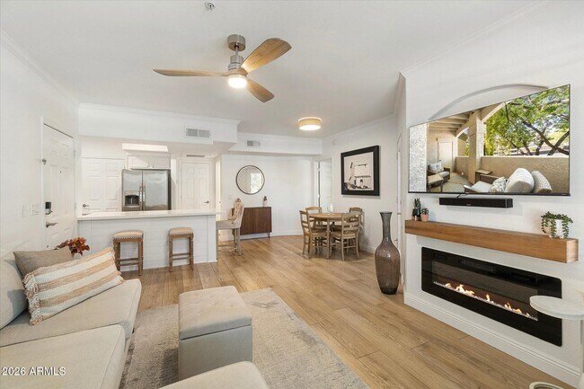 15095 N Thompson Peak Pkwy Scottsdale, AZ 85260 photo 4