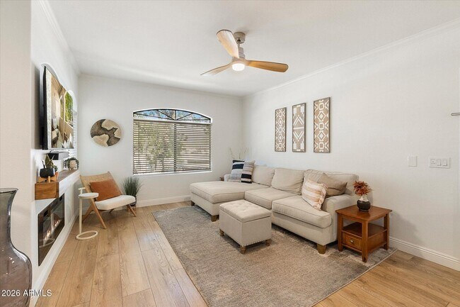 15095 N Thompson Peak Pkwy Scottsdale, AZ 85260 photo 3