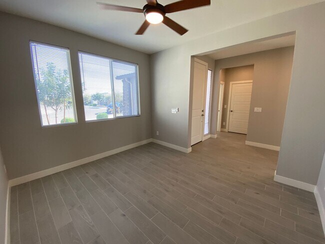1560 W Avenida Del Valle Queen Creek, AZ 85140 photo 5