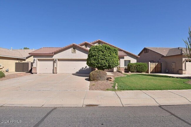 4560 E Olney Ave photo 2