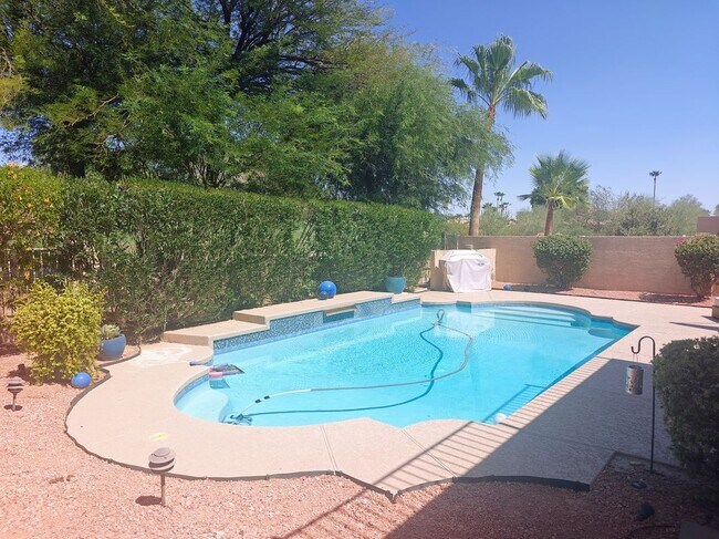 16025 S 12th Pl Phoenix, AZ 85048 photo 2