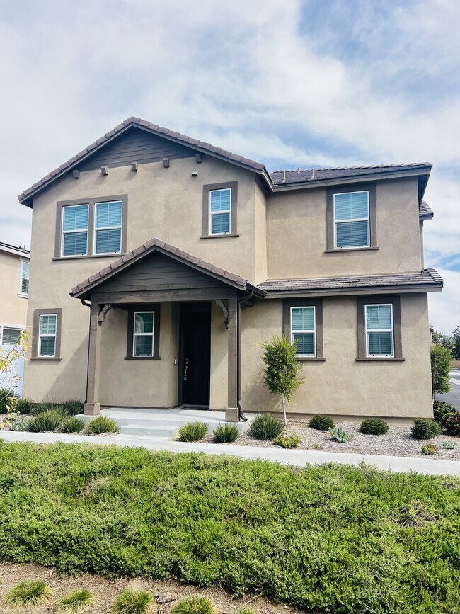 40383 Birchfield Dr Temecula, CA 92591 photo 3