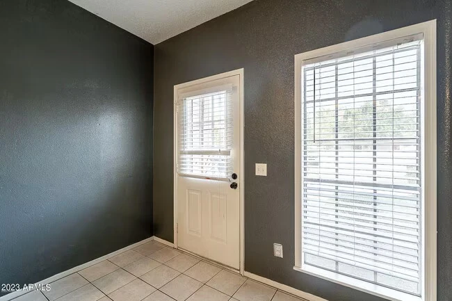 18616 N 34th Ave Phoenix, AZ 85027 photo 4
